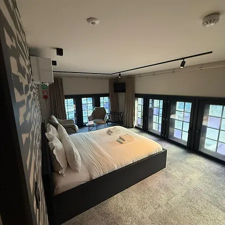 Casa Espanola Daire Ath